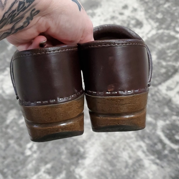 Dansko Classic Brown leather clogs size 37 - Picture 5 of 9